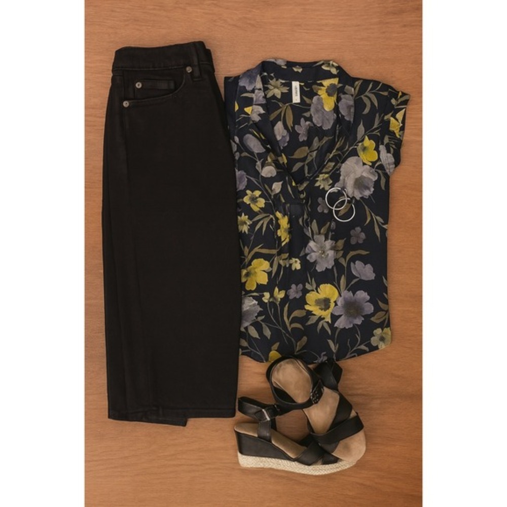 Daisy & Clover Floral Print Blouse Top Womens Size‎ M Yellow Gray